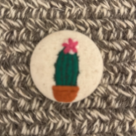 Parts and Labour embroidered succulent magnets - Picture 6 of 8